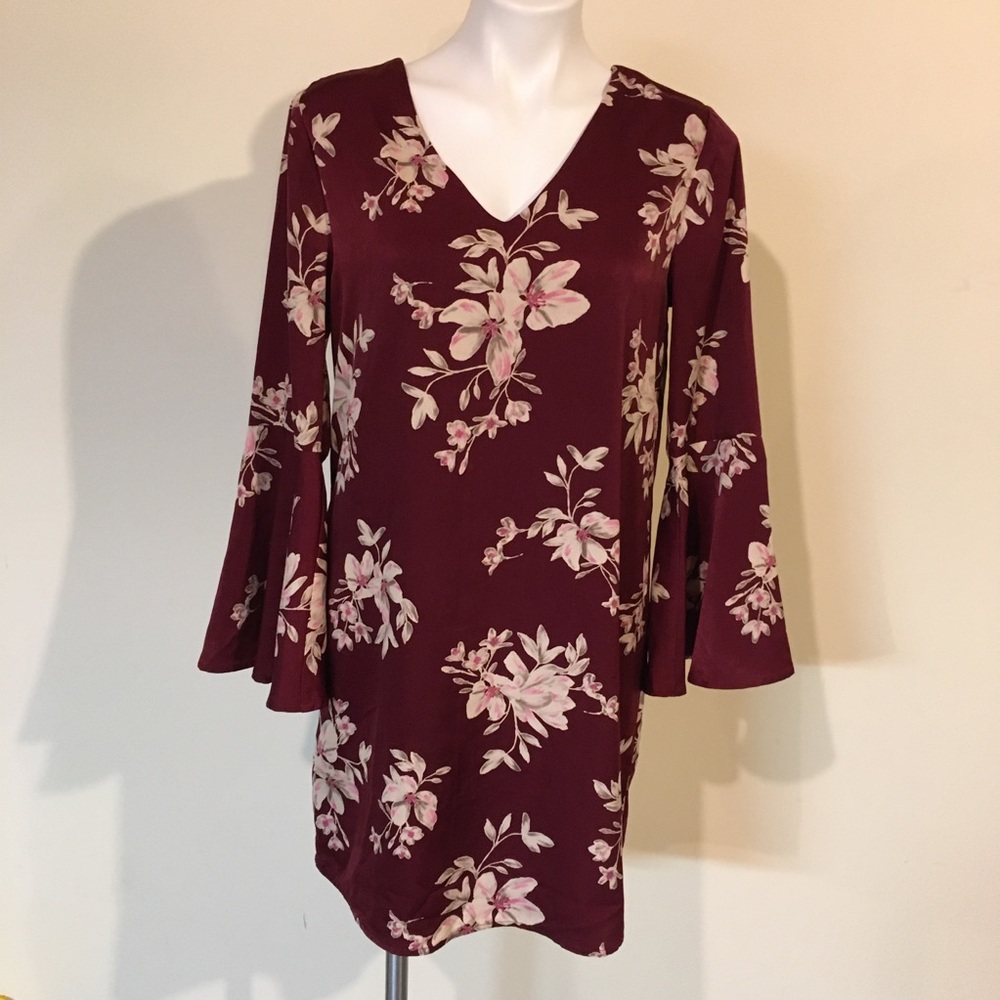 Womens V-Neck Floral Bell Sleeve Dress - Burgundy